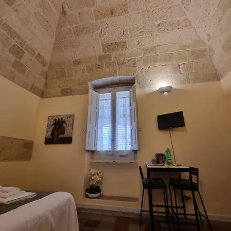 Oda ve Kahvaltı La Volta